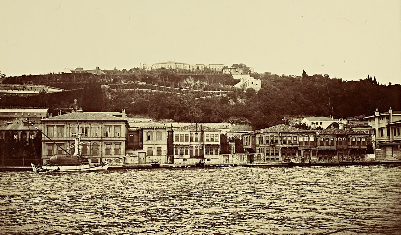 Vasıf Efendi ve Rauf Paşa Yalıları