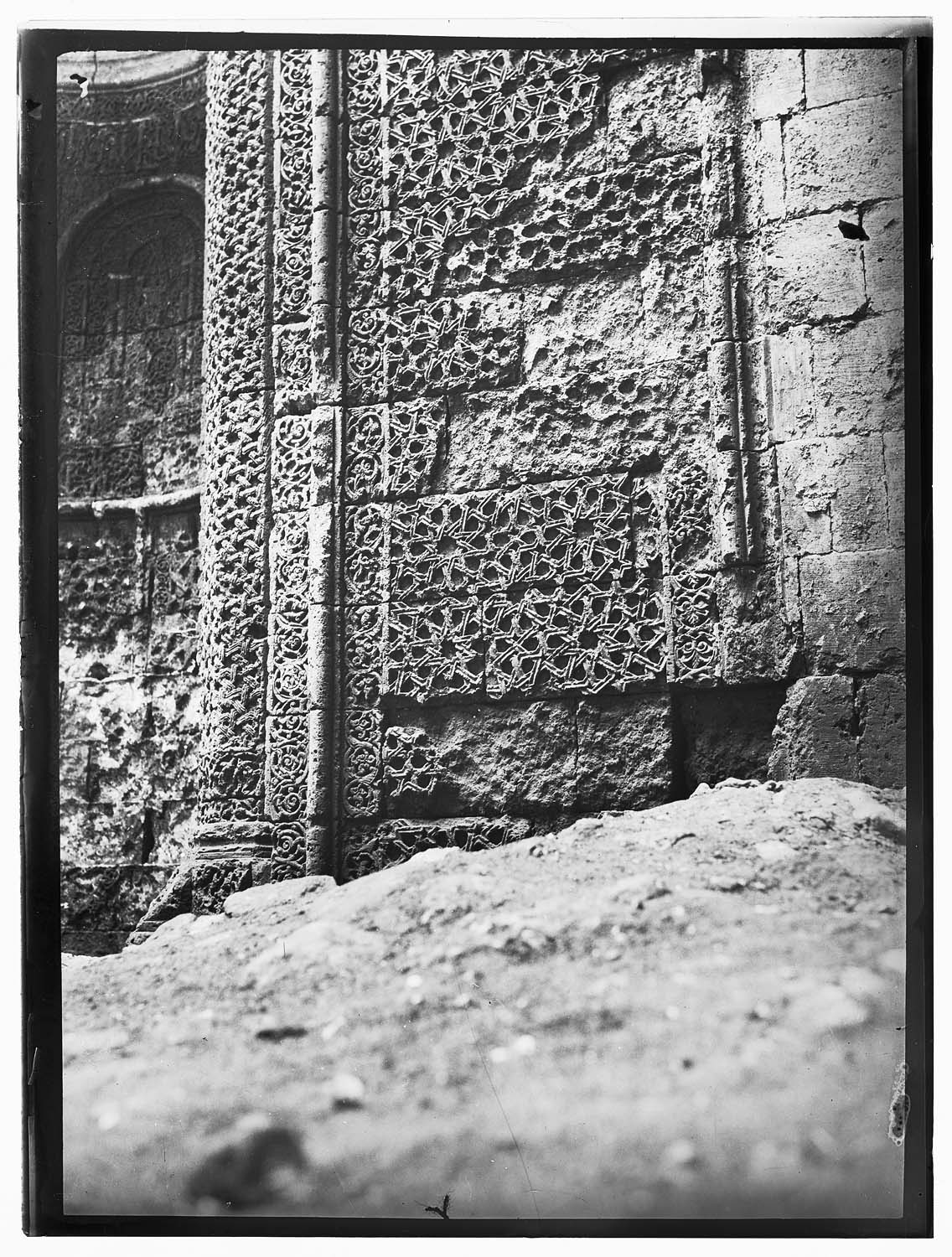 Kızıltepe Ulu Cami ; Mihrabın Süsleme Detayı