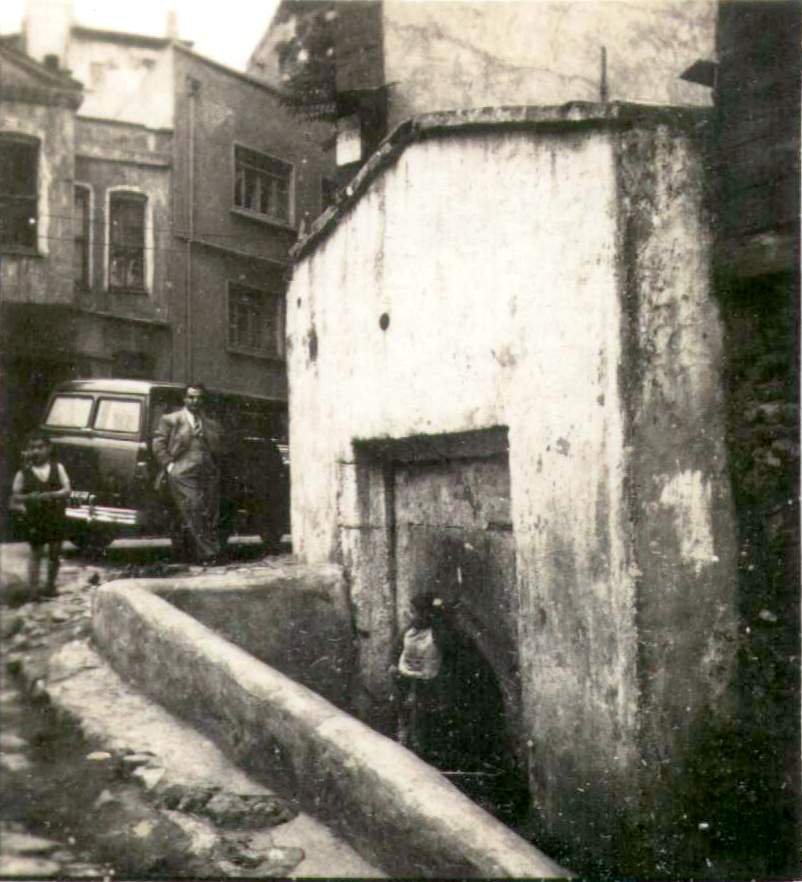 Behram Çavuş Camii Çeşmesi