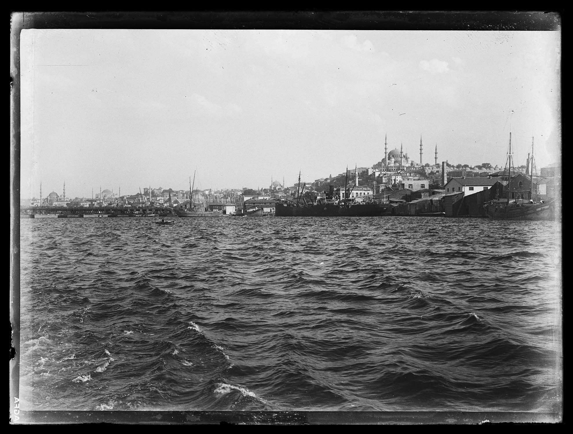 Perşembe Pazarı’ndan Eminönü Tarafına Bakış