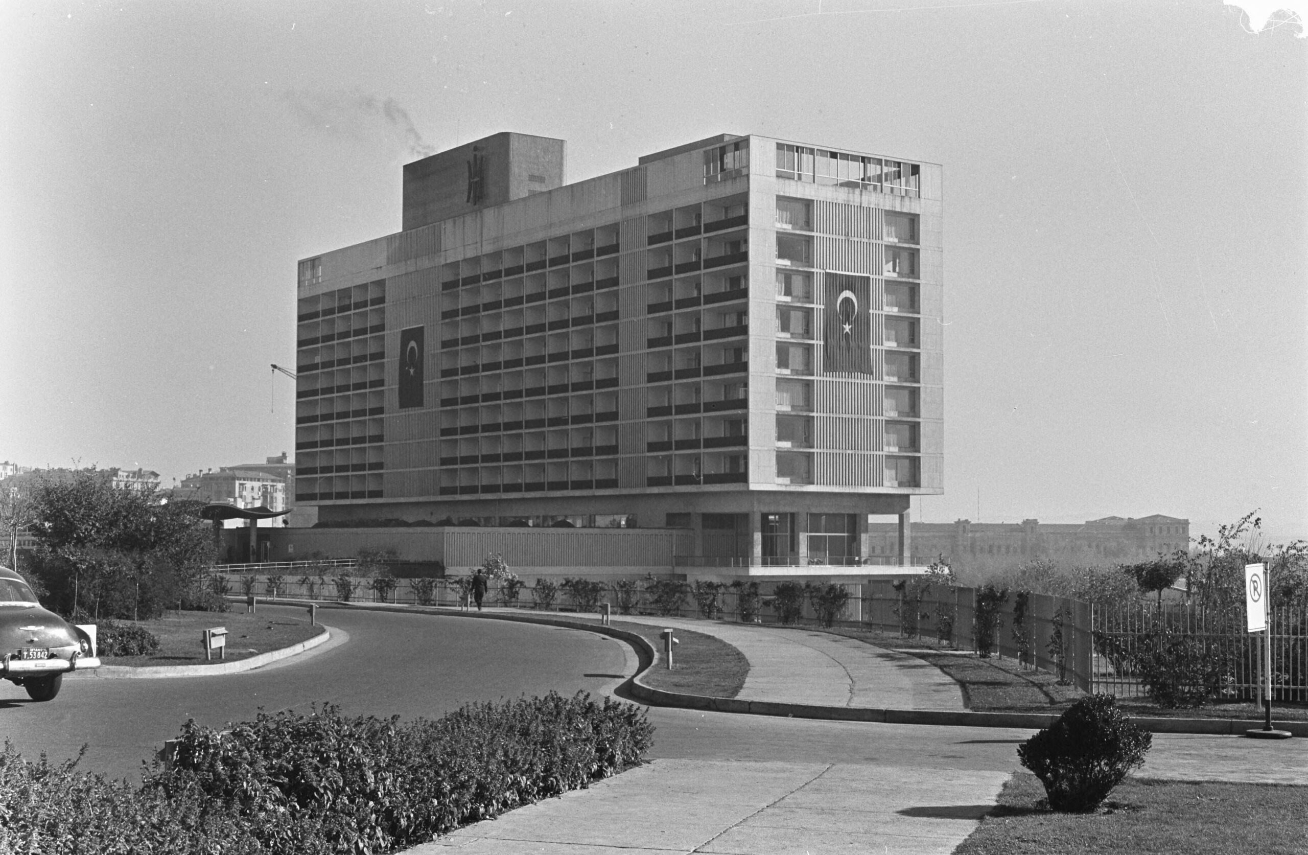 Hilton Oteli