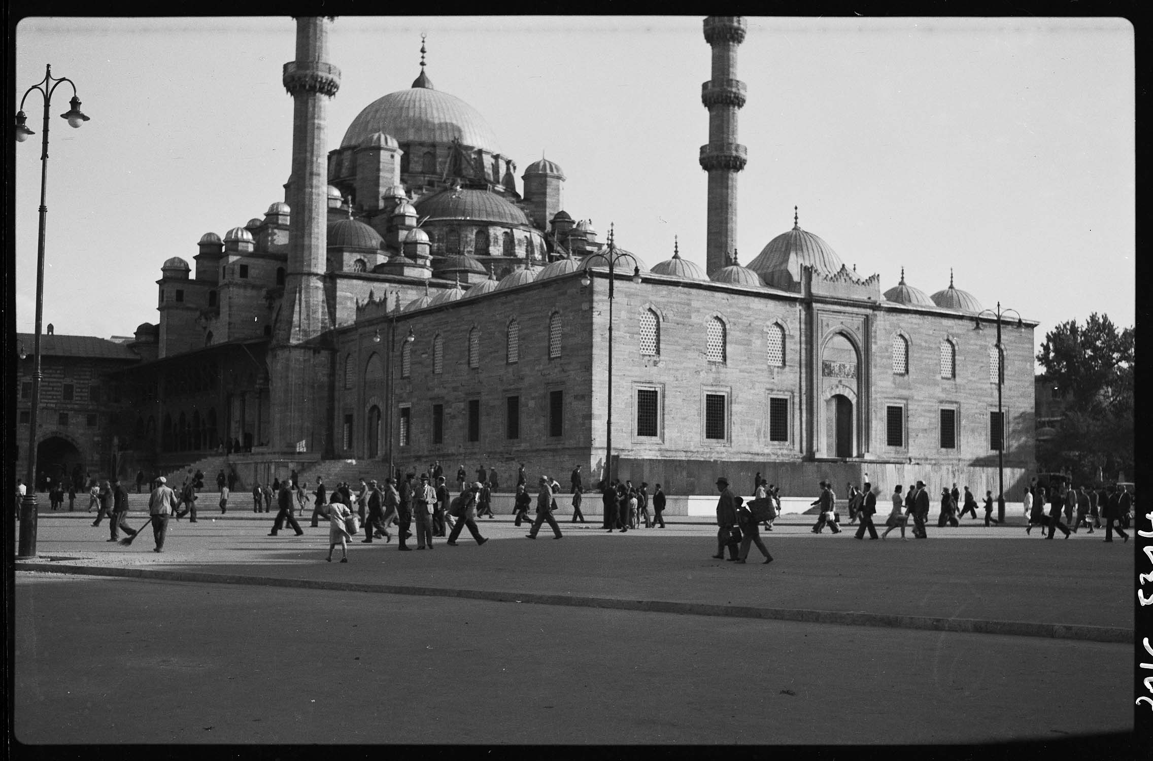 Eminönü Meydanı ve Yeni Cami