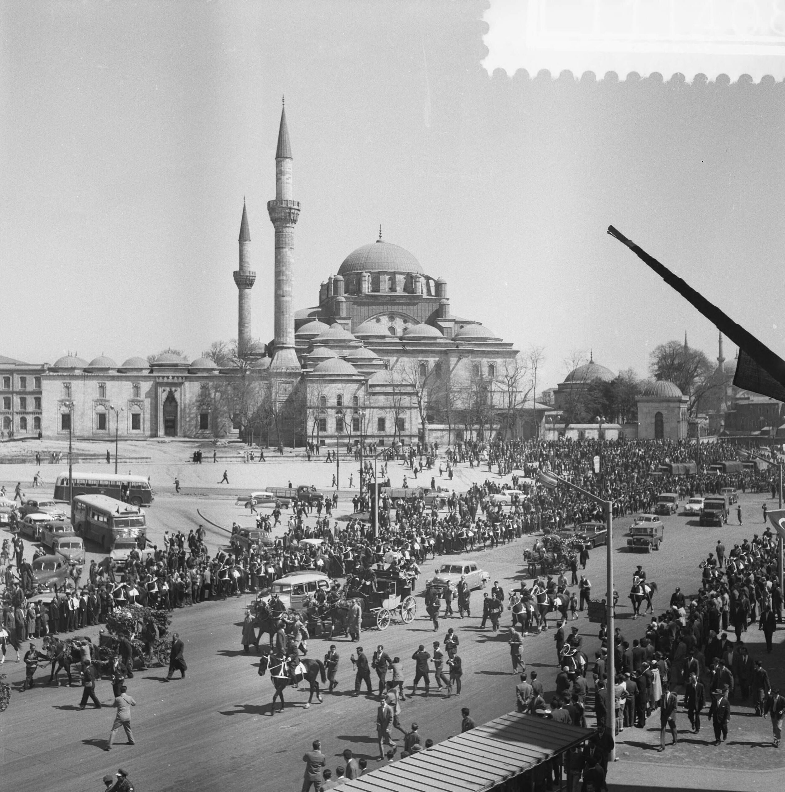 Beyazıt Meydanı
