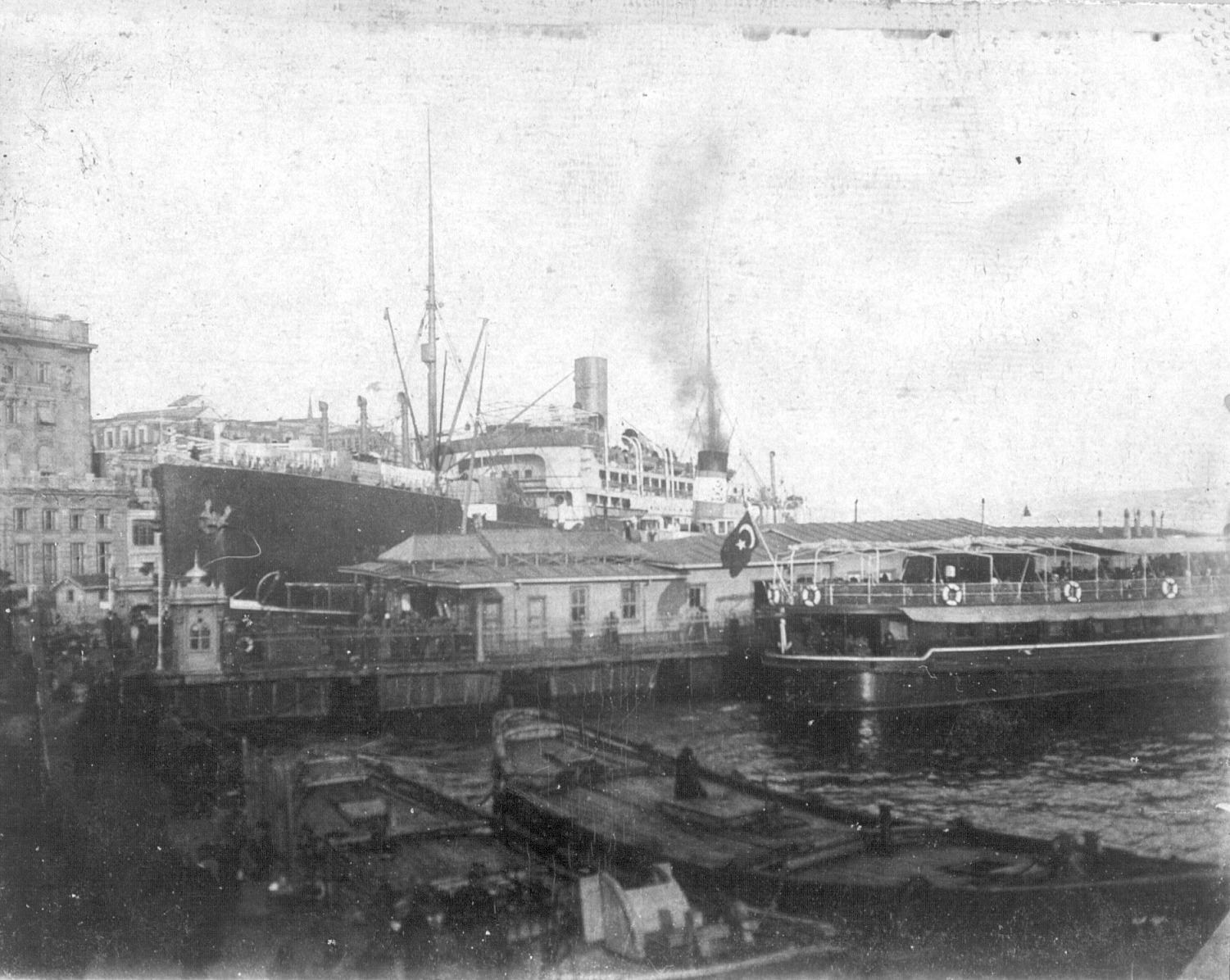 Karaköy İskelesi ve Limanı