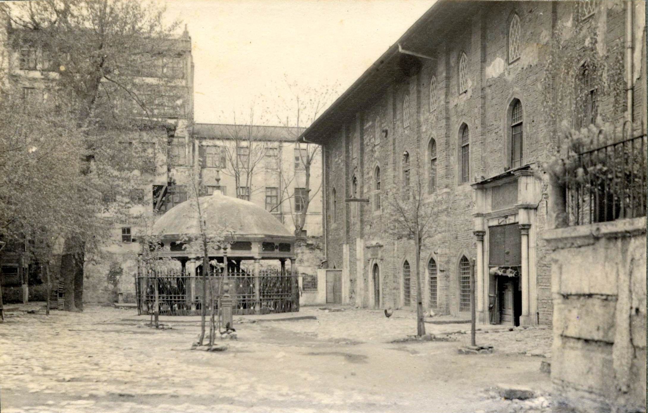 Arap Camii