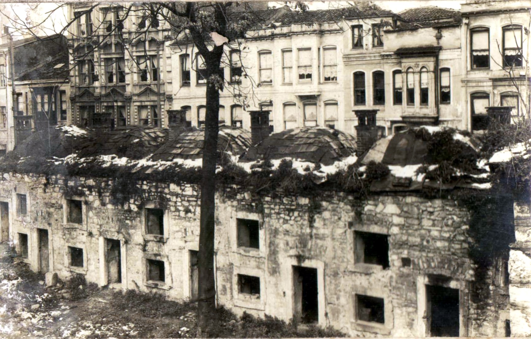Kayış Mustafa Ağa Medresesi