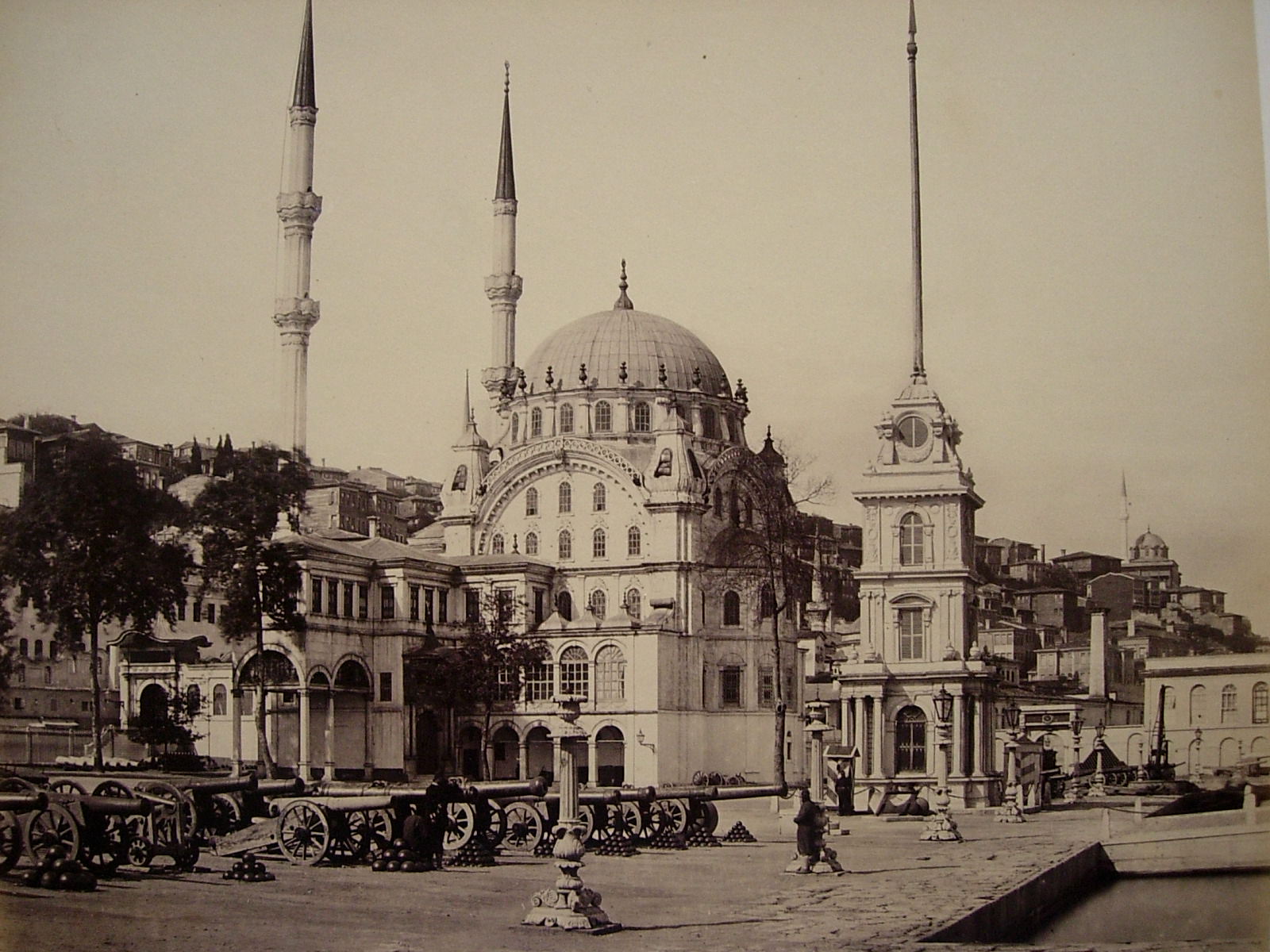 Nusretiye Camii ve Saat Kulesi