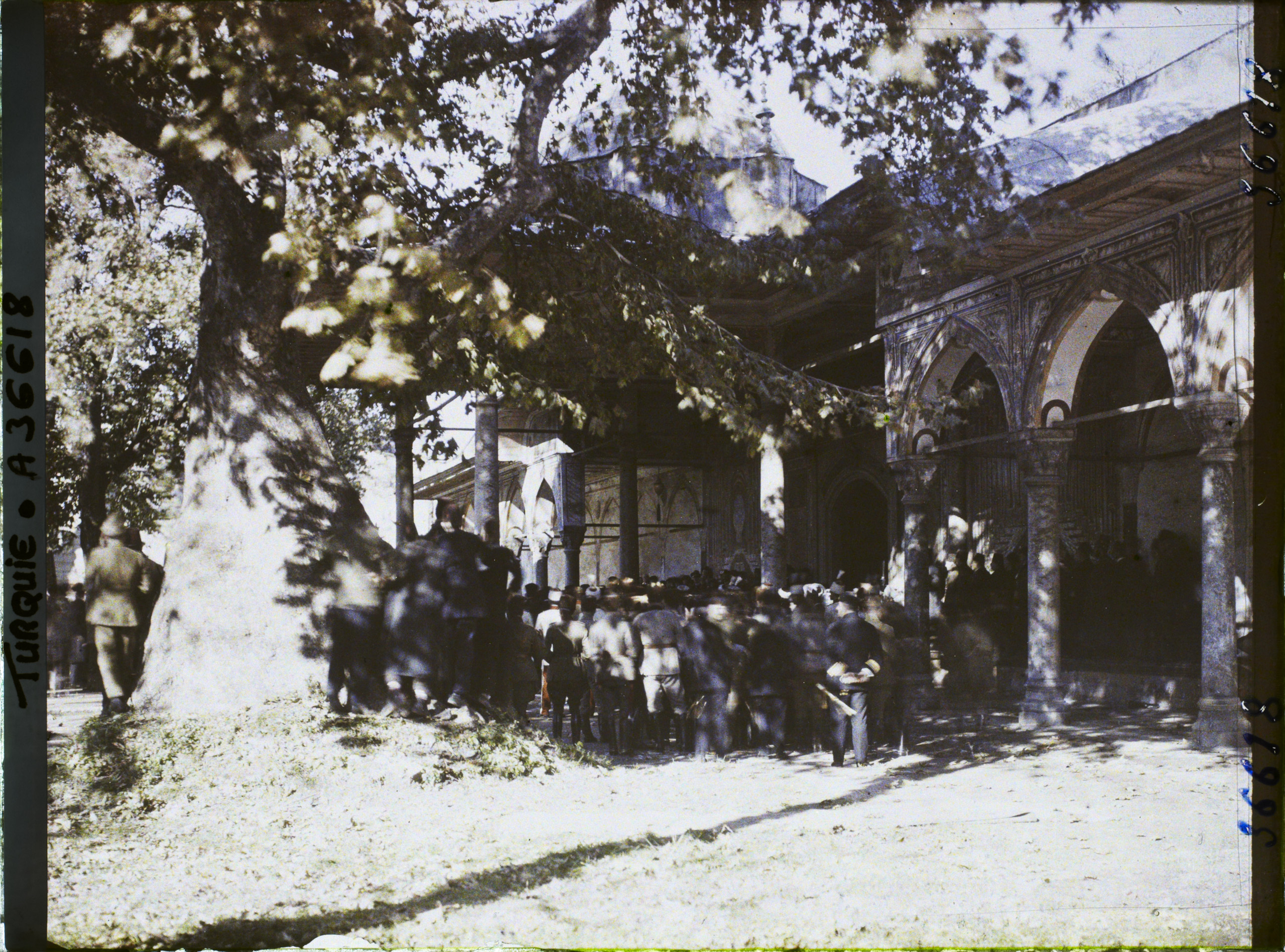 Start Ceremony of the Halife to the Mission