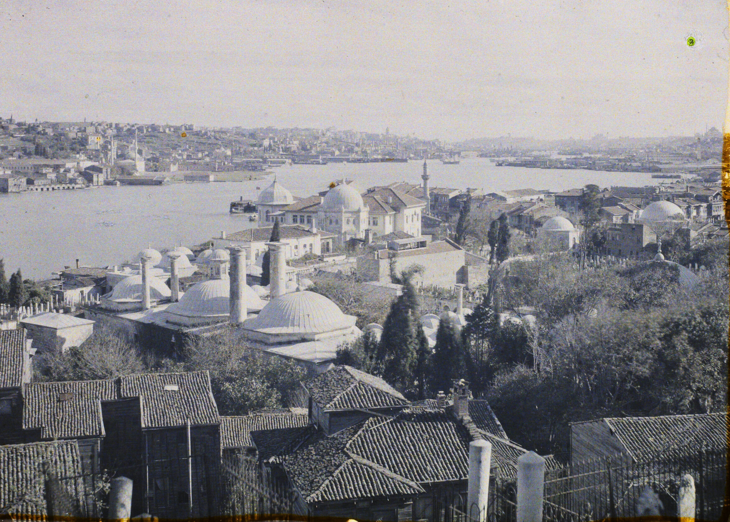 Eyüp Mezarlığı’ndan Mihrişah Valide Sultan İmareti