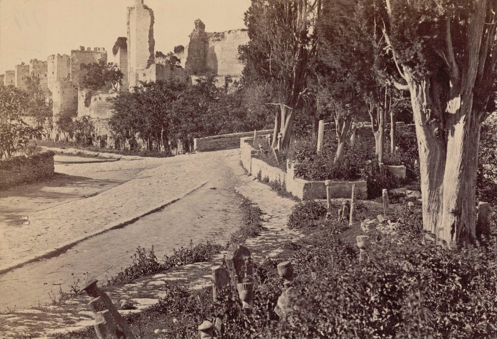 Yedikule Köprüsü ve Kara Surları
