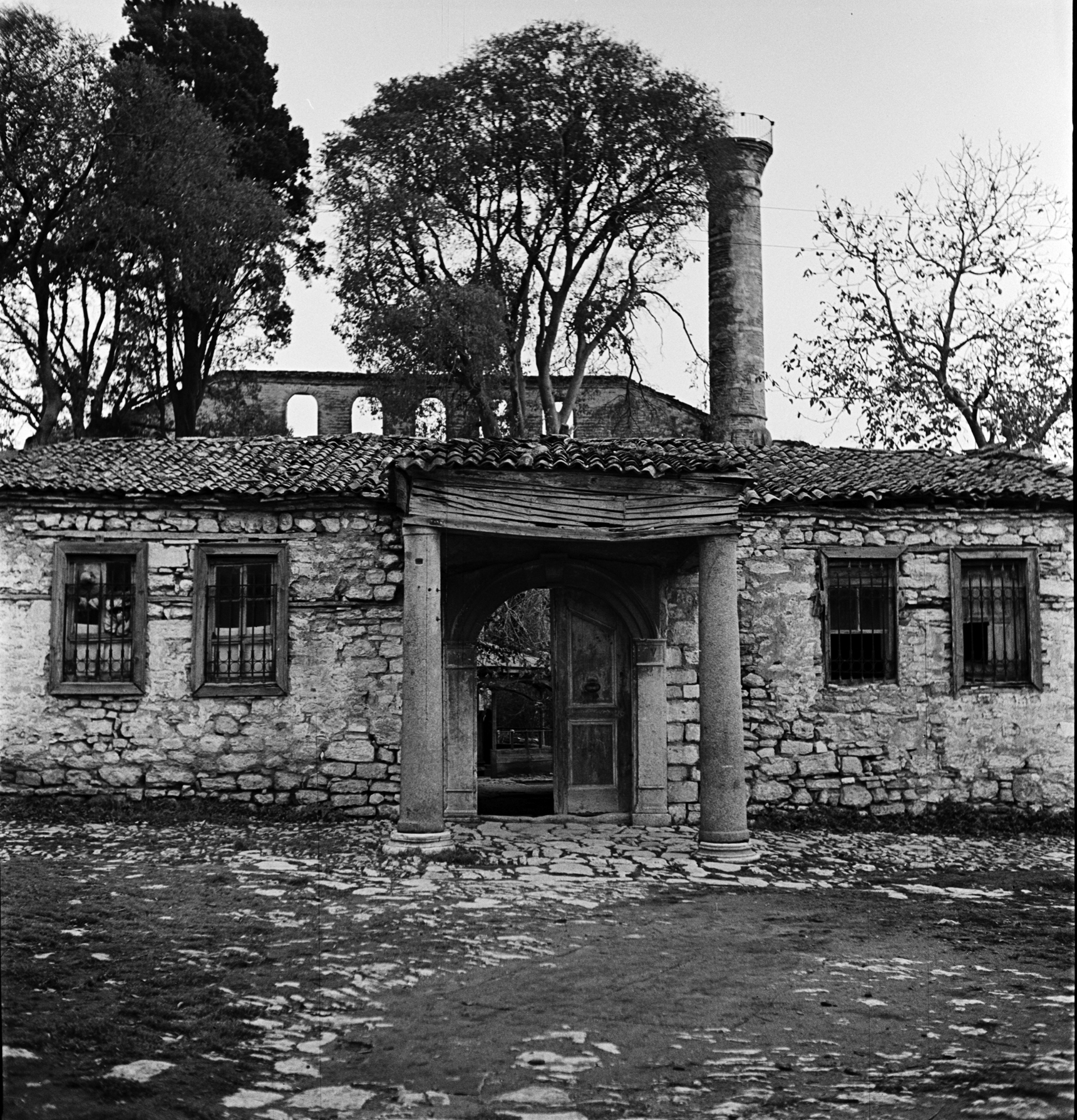 İmrahor İlyas Bey Camii Girişi