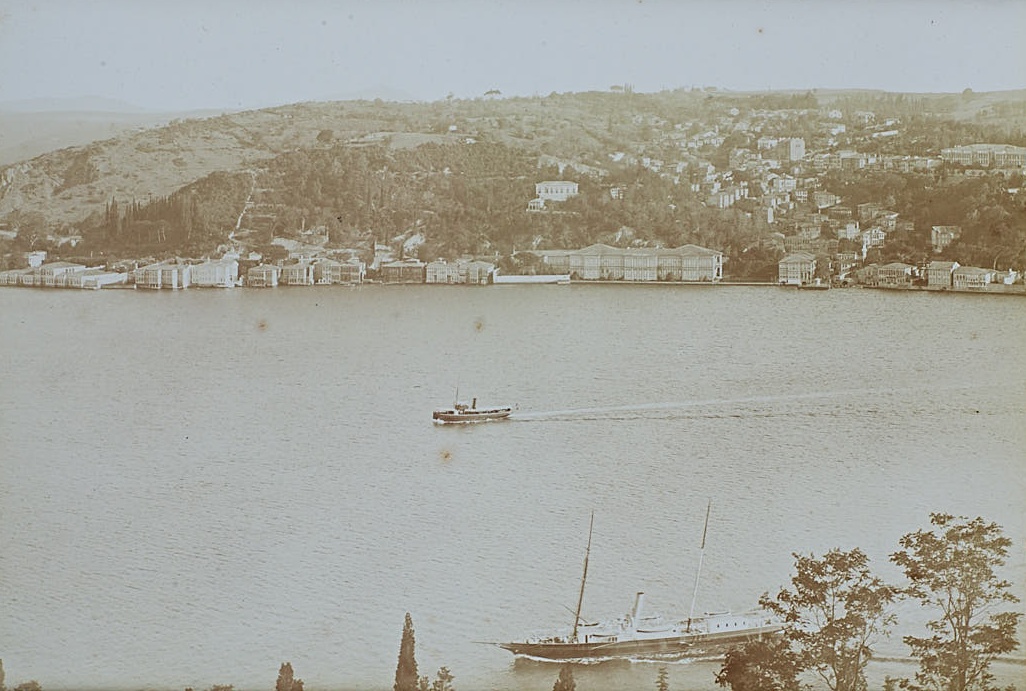Karşı Kıyıdan Kandilli