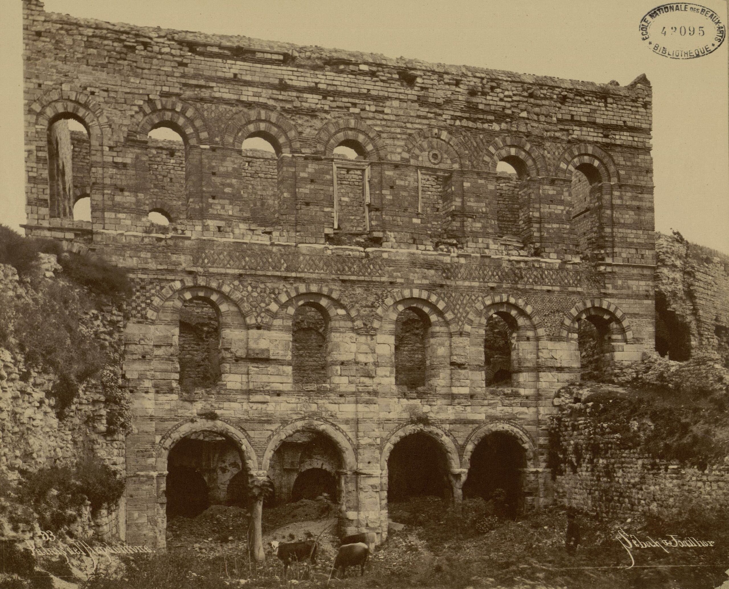 Tekfur Sarayı