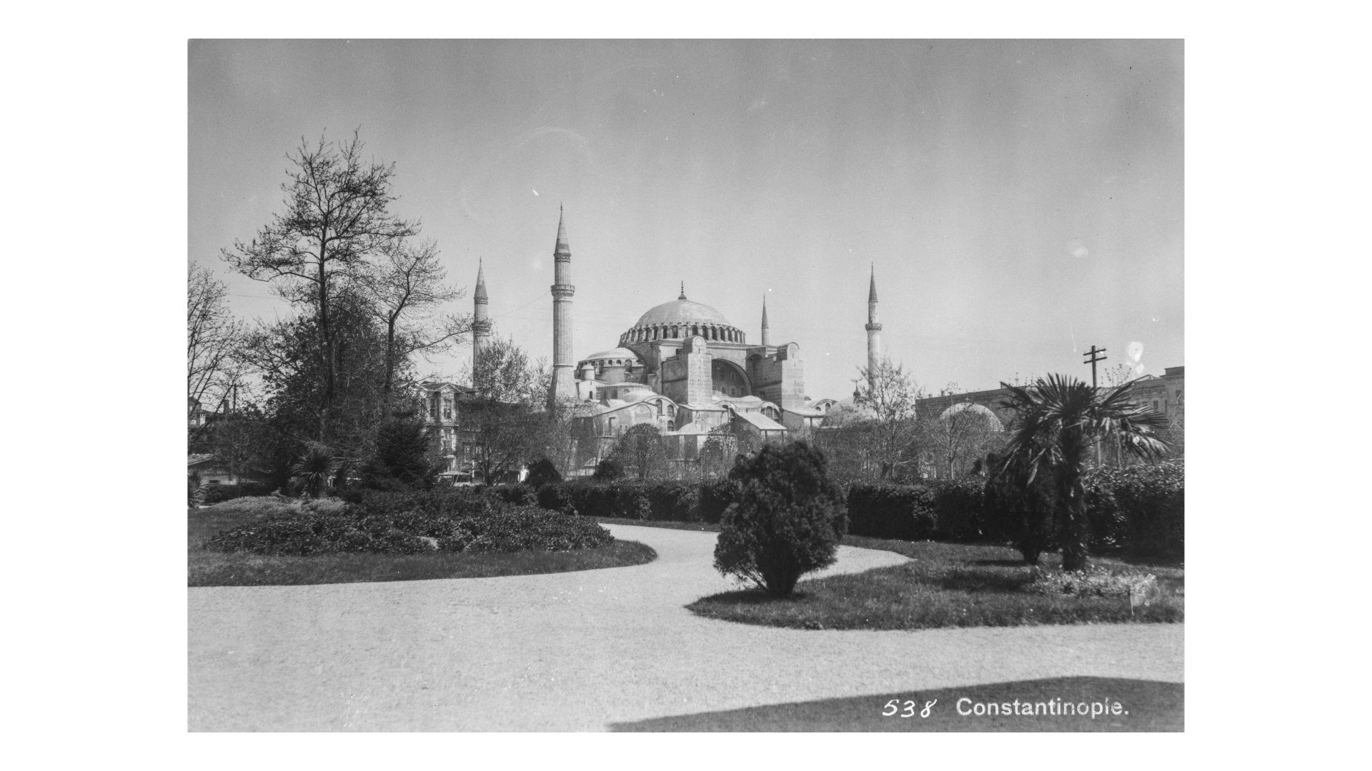 Sultanahmet Meydanı’ndan Ayasofya