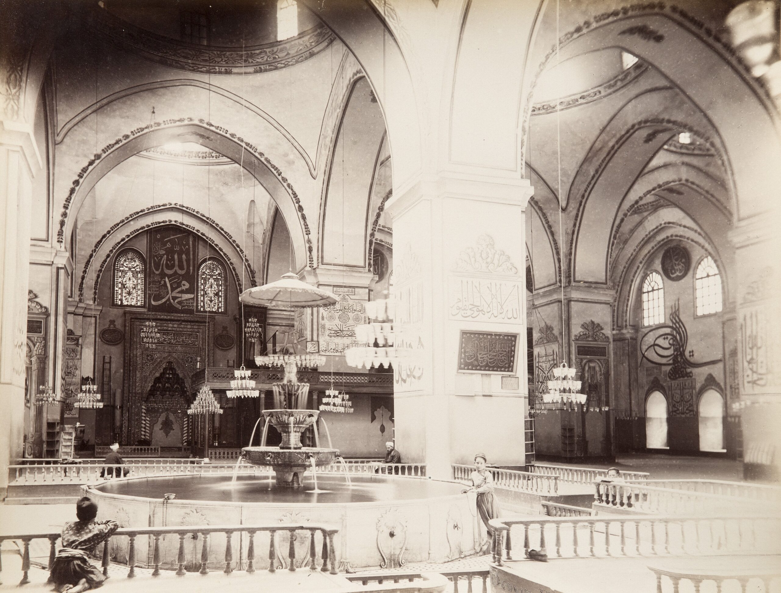 Bursa Ulu Cami İçinden Görünüm