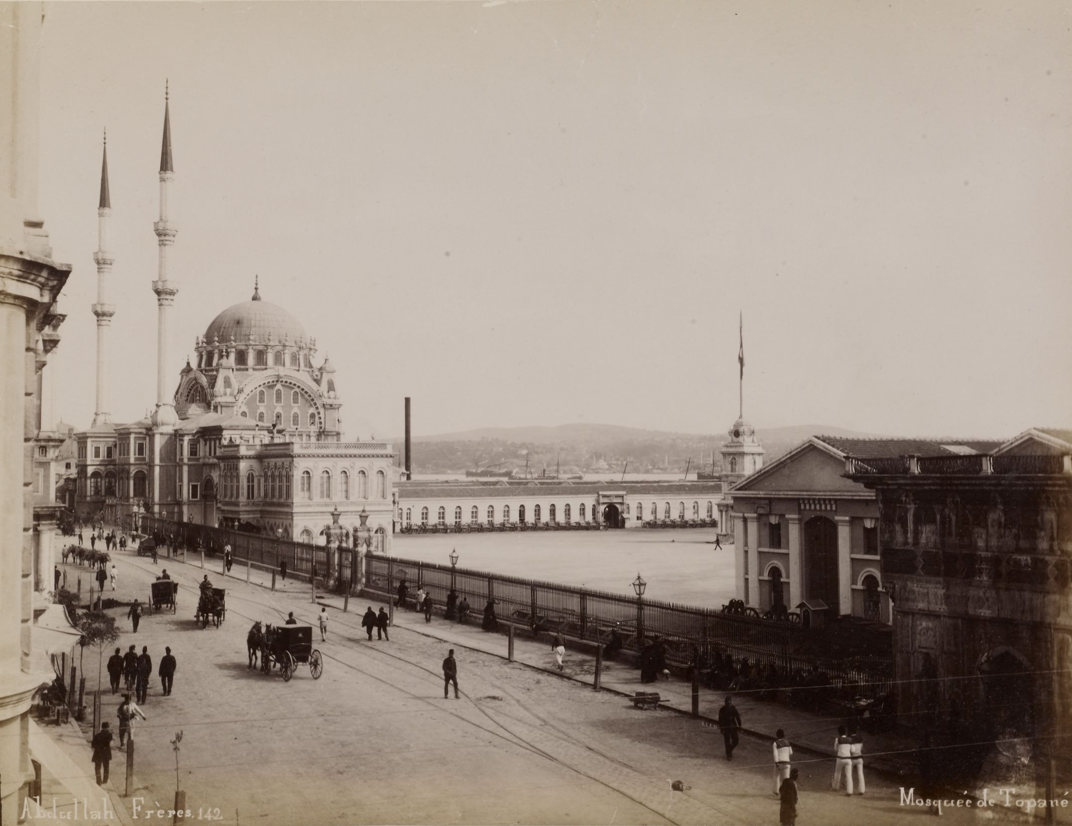 Tophane ve Nusretiye Camii