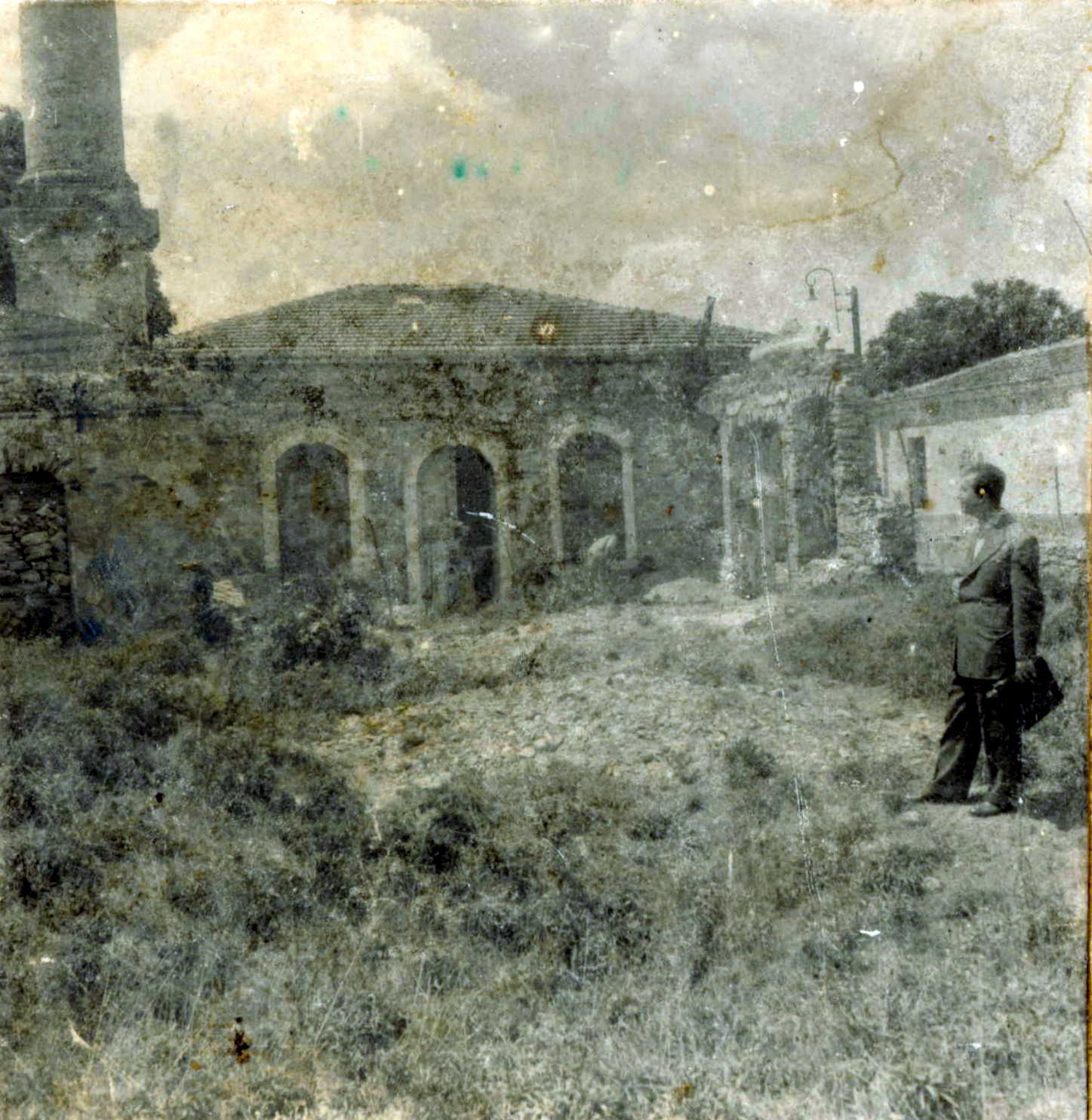 Bala Süleyman Ağa Camii ve Türbesi