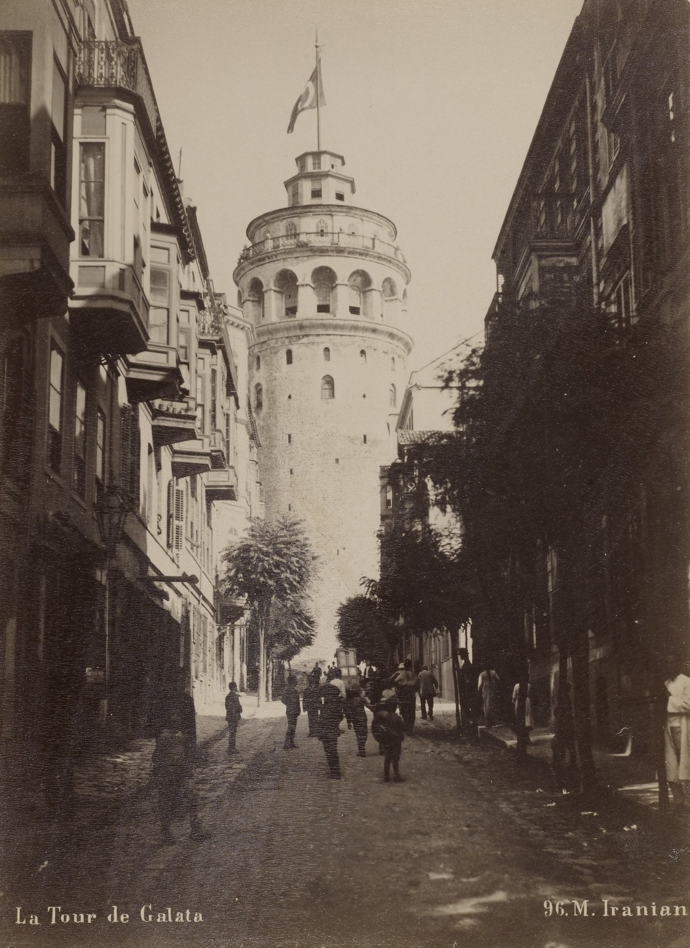 Büyükhendek Caddesi ve Galata Kulesi