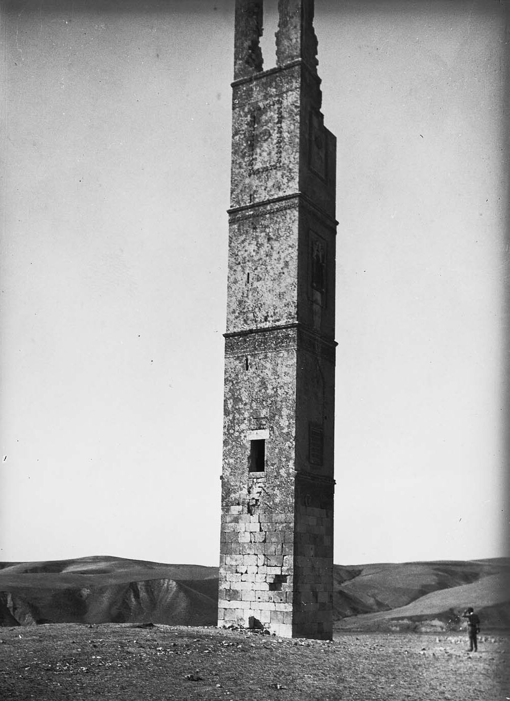 Silvan Kırık Minare