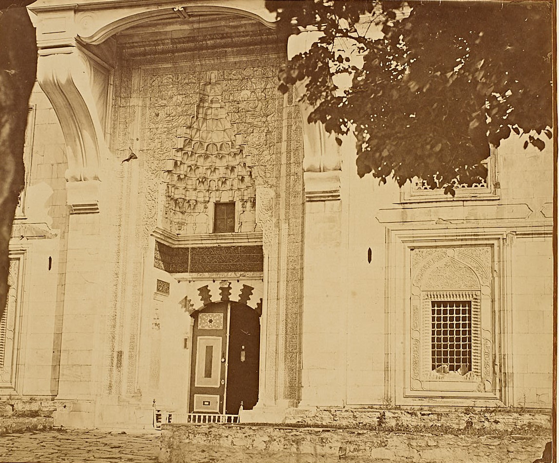Sultan I. Mehmed Camii’nin girişi