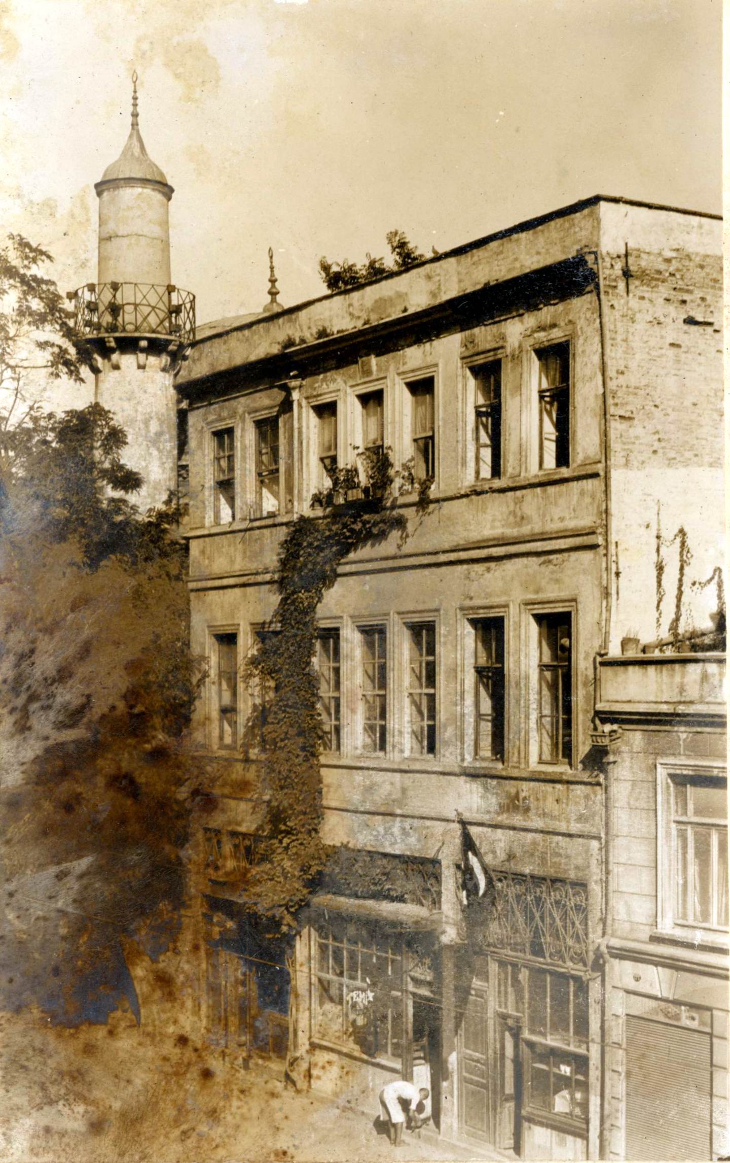 Çivici Camii