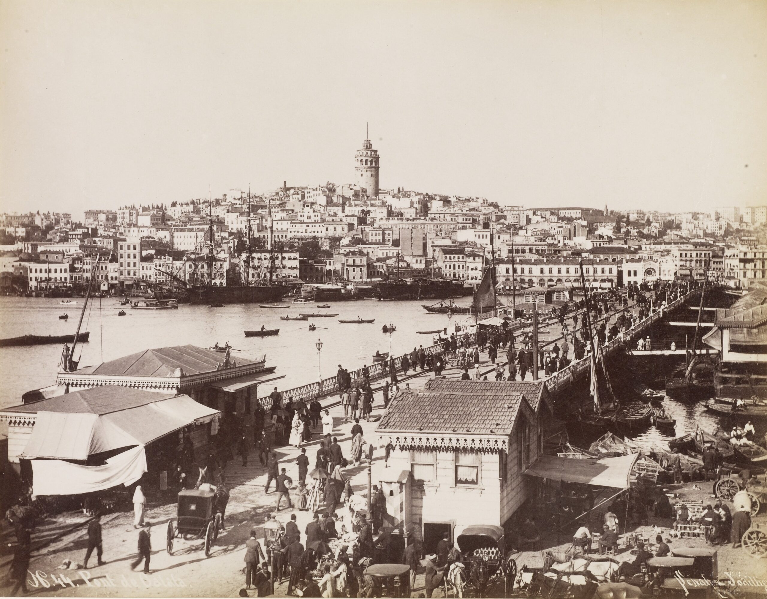Eminönü’nden Old Galata Bridge