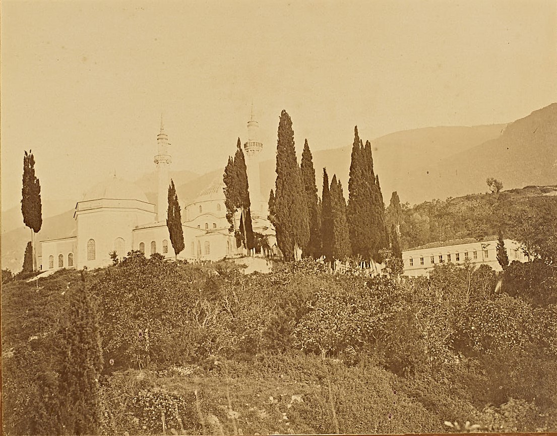 Emir Sultan Camii ve Türbesi