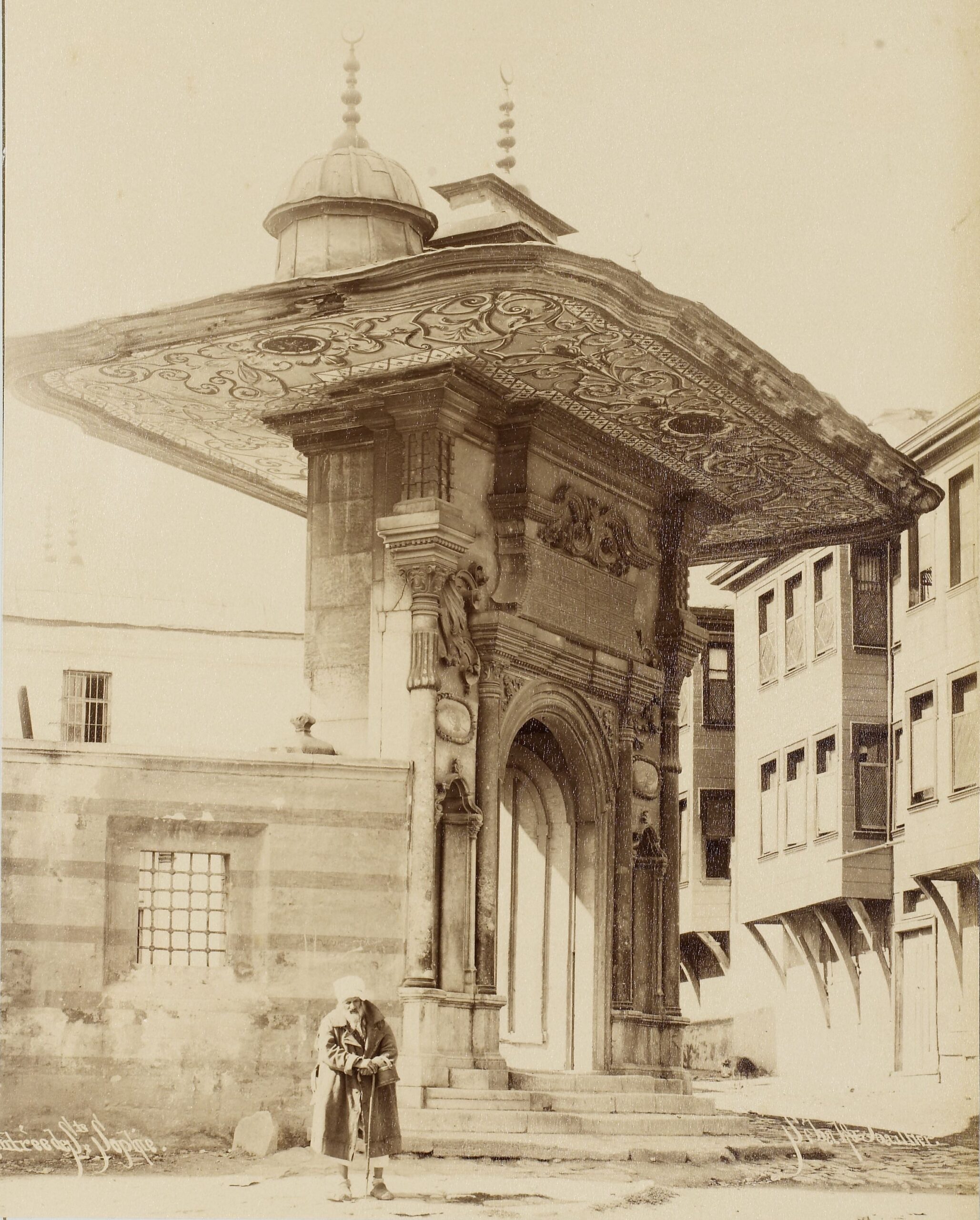 Soğukçeşme Sokağı