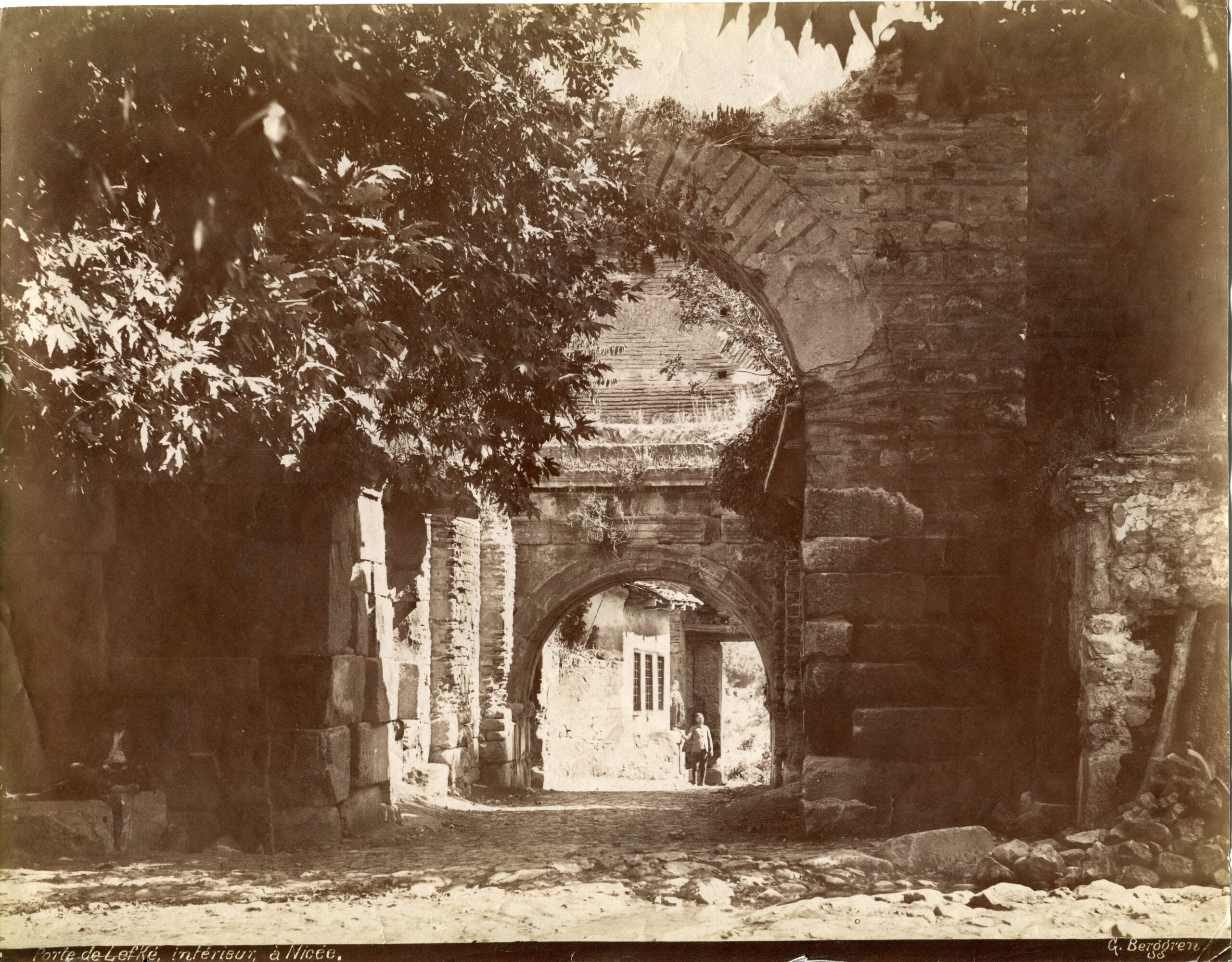 İznik Lefke Kapı