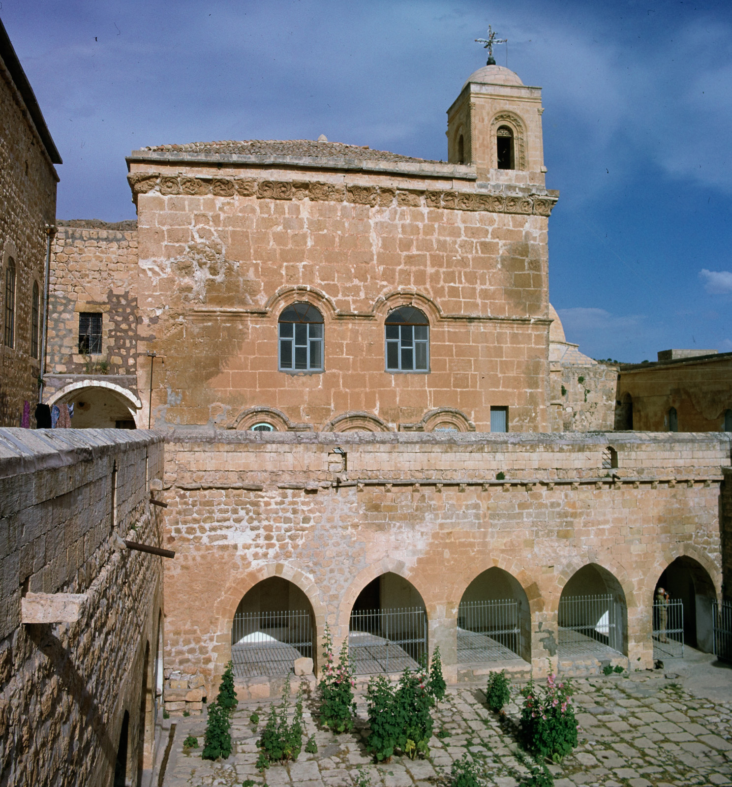 Deyrulzafarân Manastırı