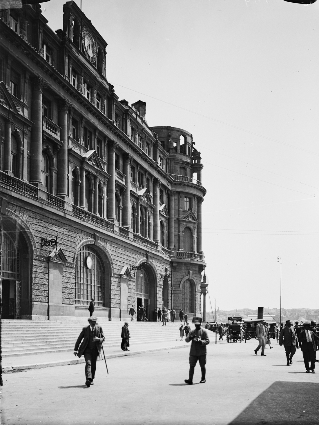 Haydarpaşa Garı Önü