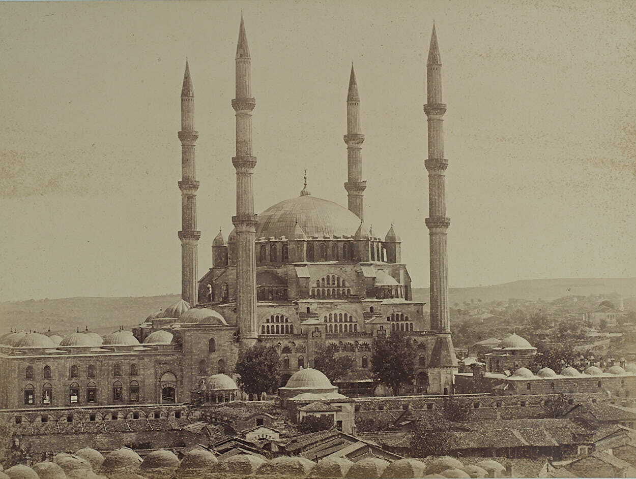 Edirne Yemiş Kapanı Hanı Çatısından Selimiye Camii