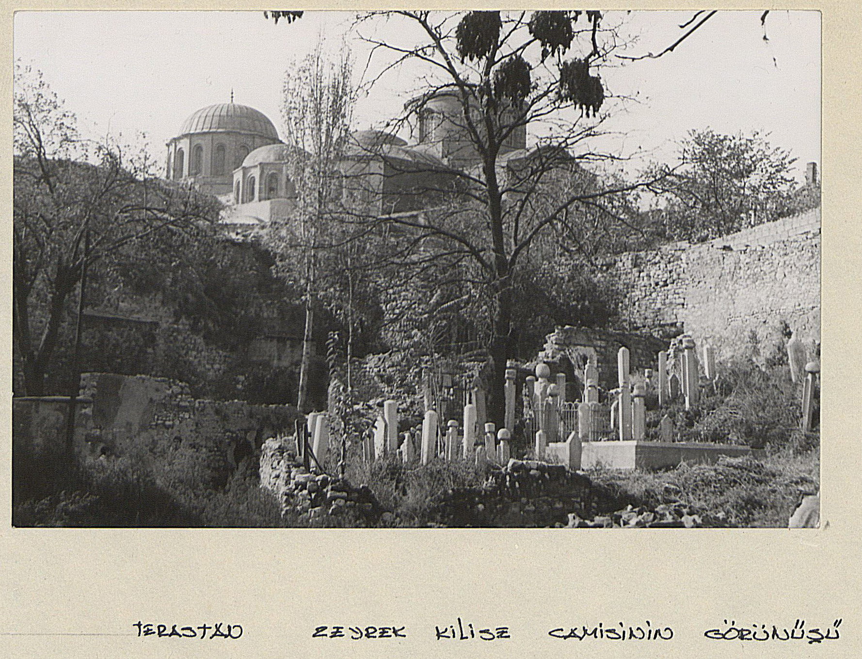 Piri Mehmet Paşa Sıbyan Mektebi Haziresi