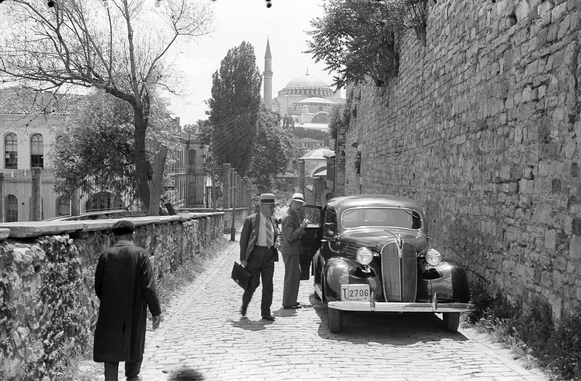 Hükümet Konağı Caddesi’nden Ayasofya