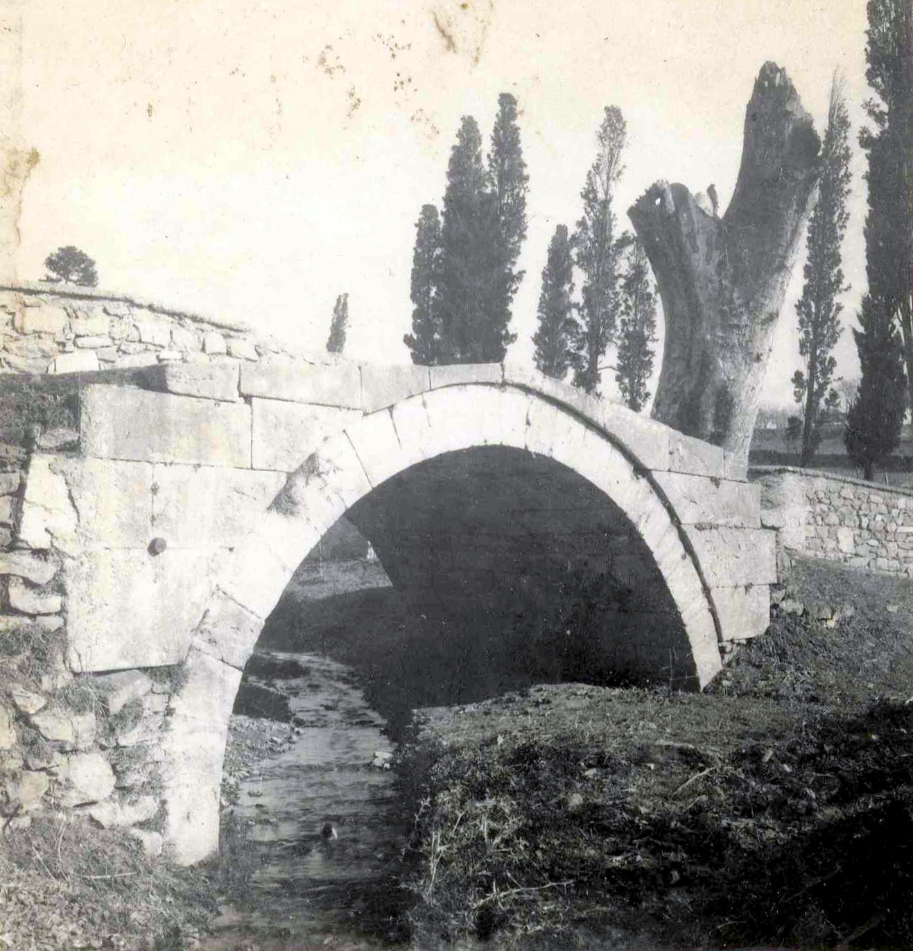 Kanlı Köprü