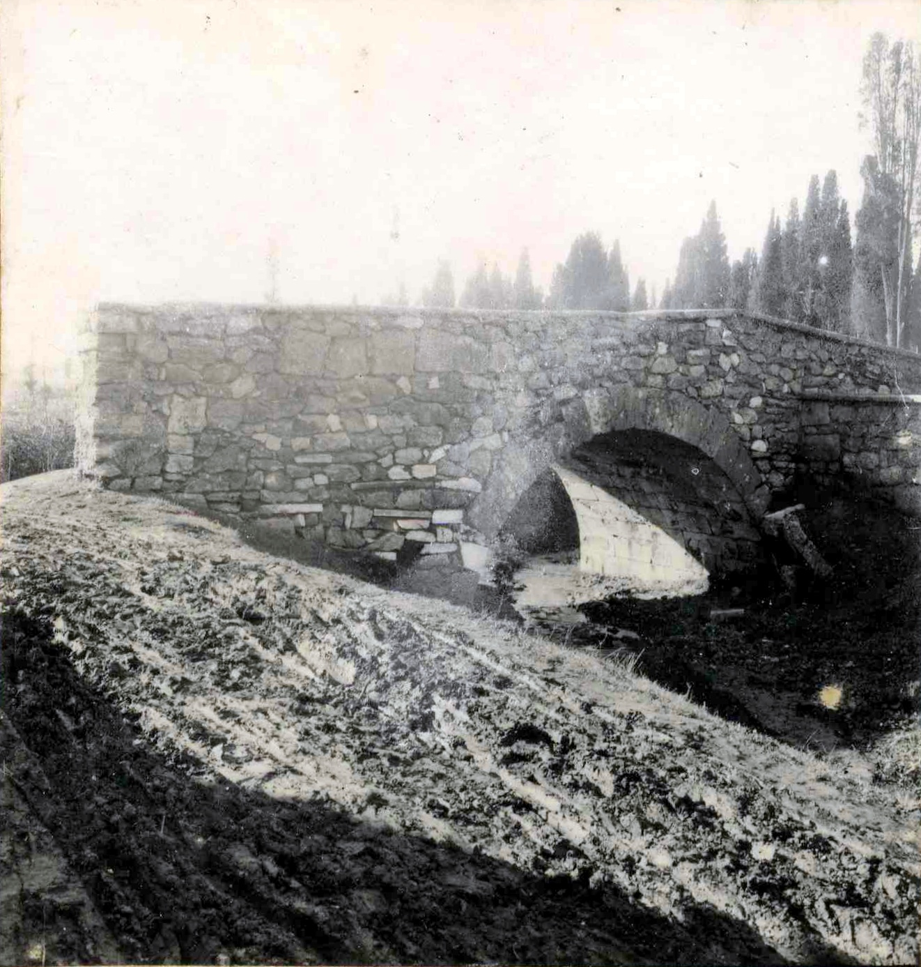 Kanlı Köprü