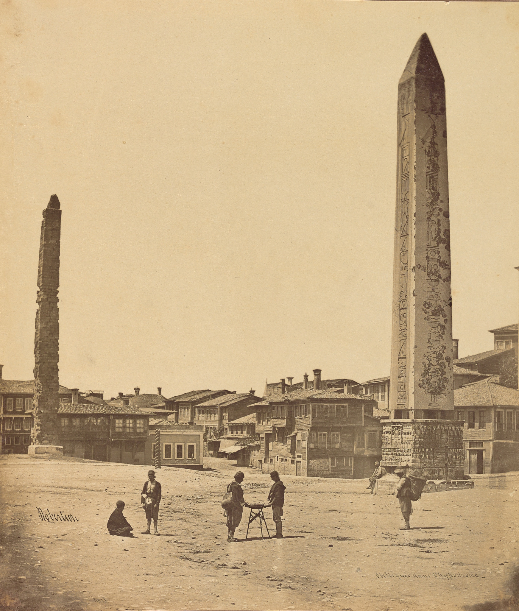 Dikilitaş ve Atmeydanı