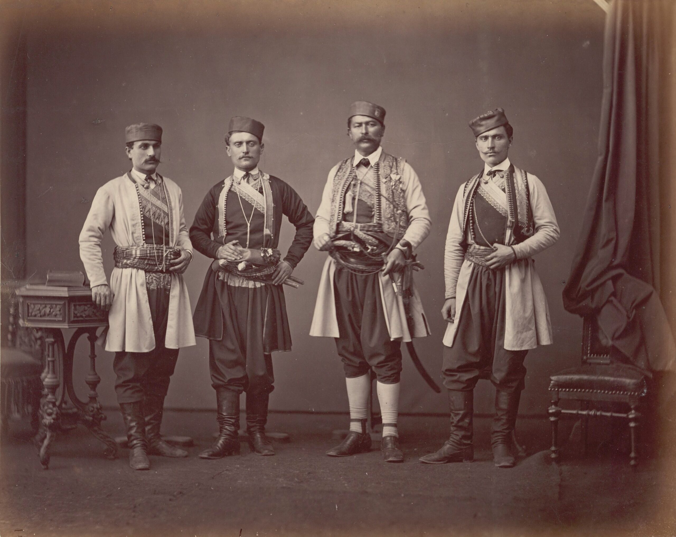 Karadağlılar