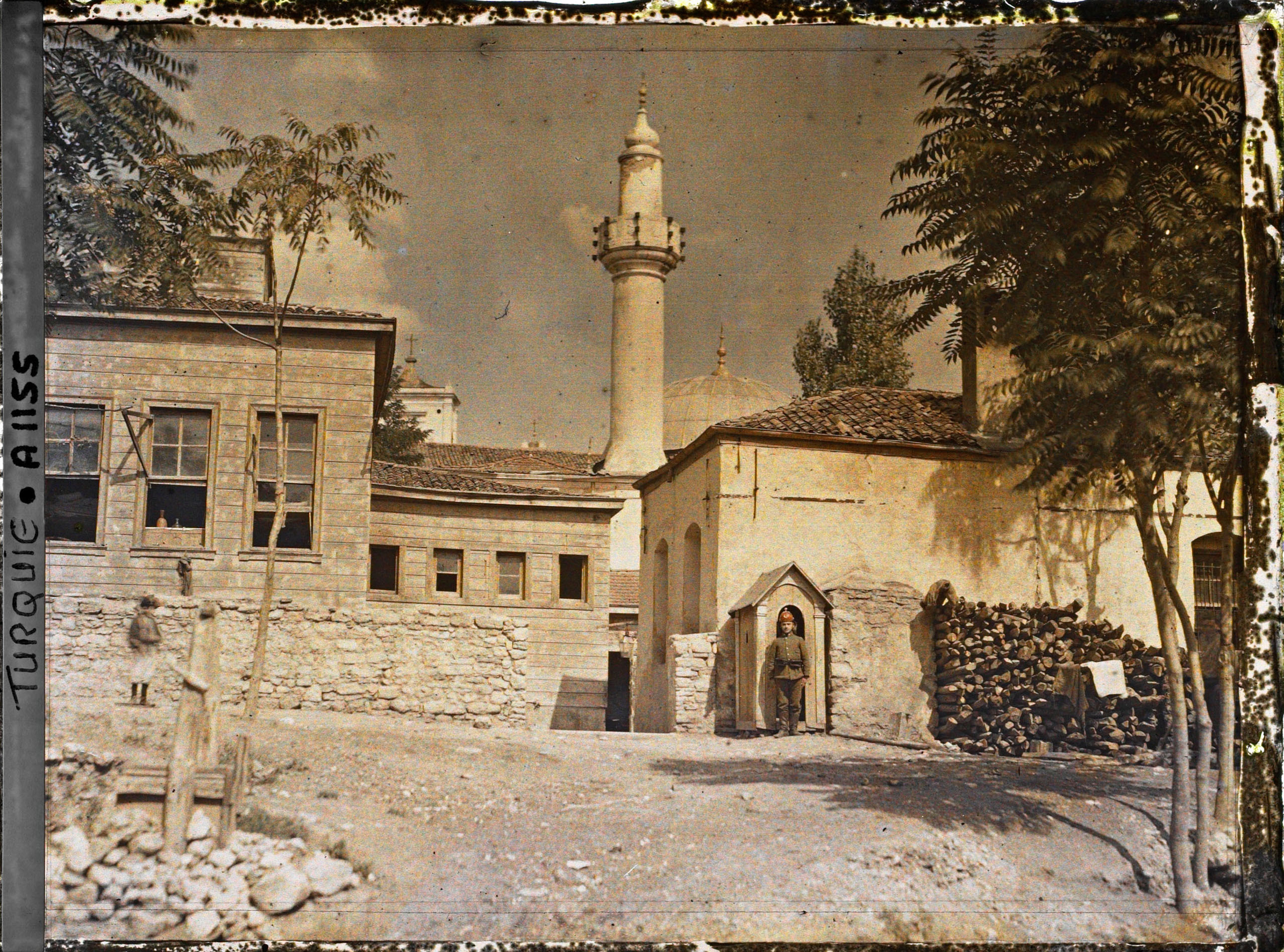 Abdi Çelebi Camii ve İtfaiye Binası