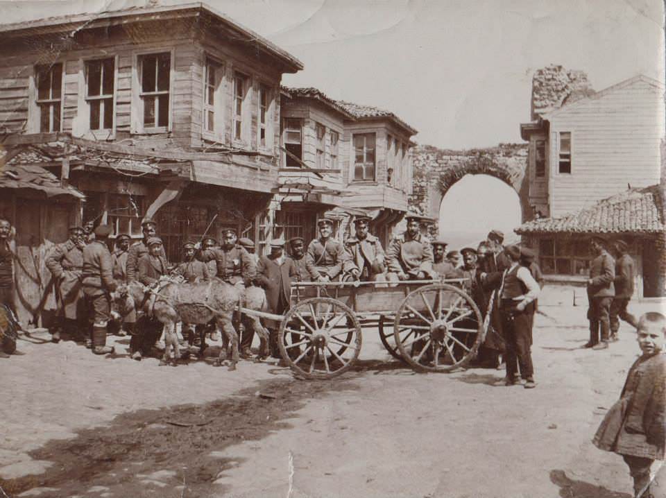 Bulgar Askerleri Silivri’de