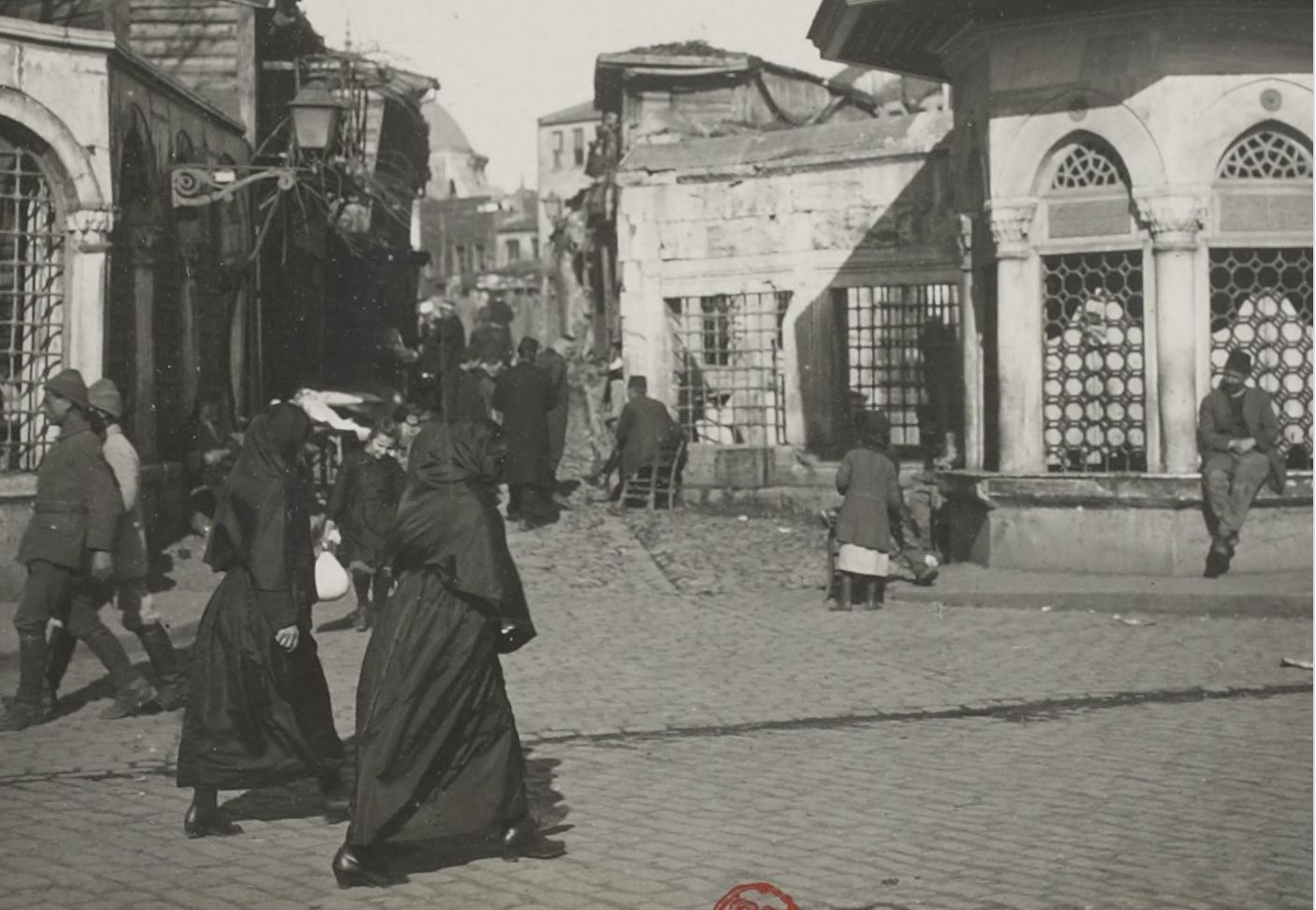 Koca Sinan Paşa Sebili ve Bileyciler Sokak