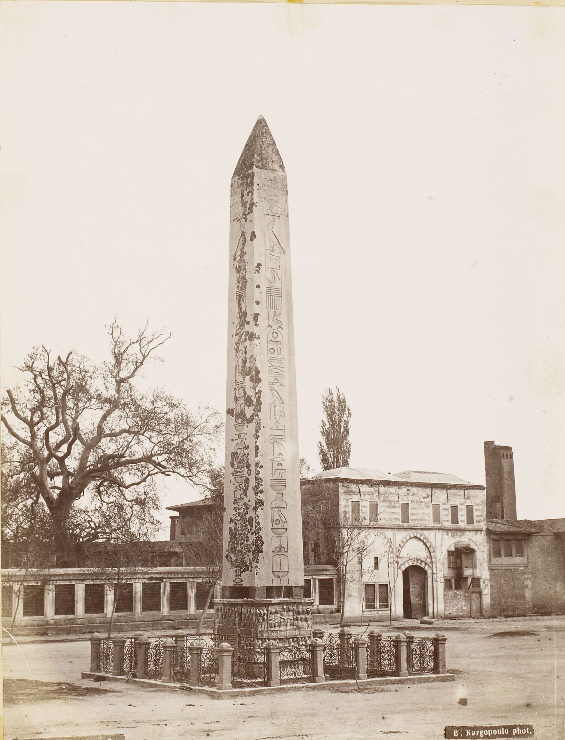 Dikilitaş