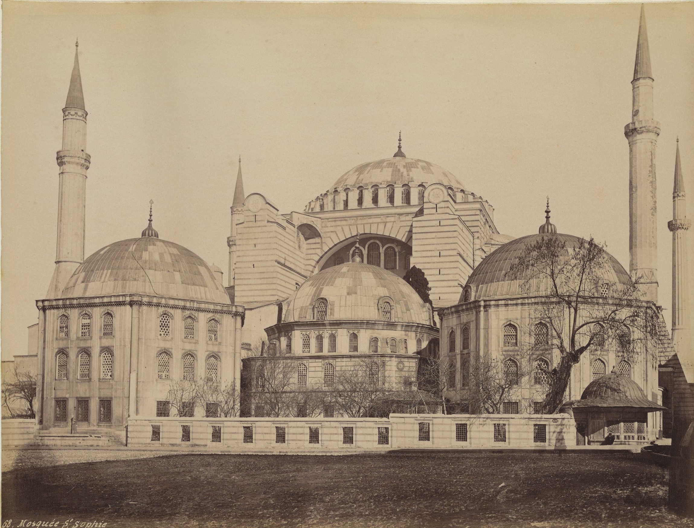 Ayasofya Camii ve Ayasofya Türbeleri