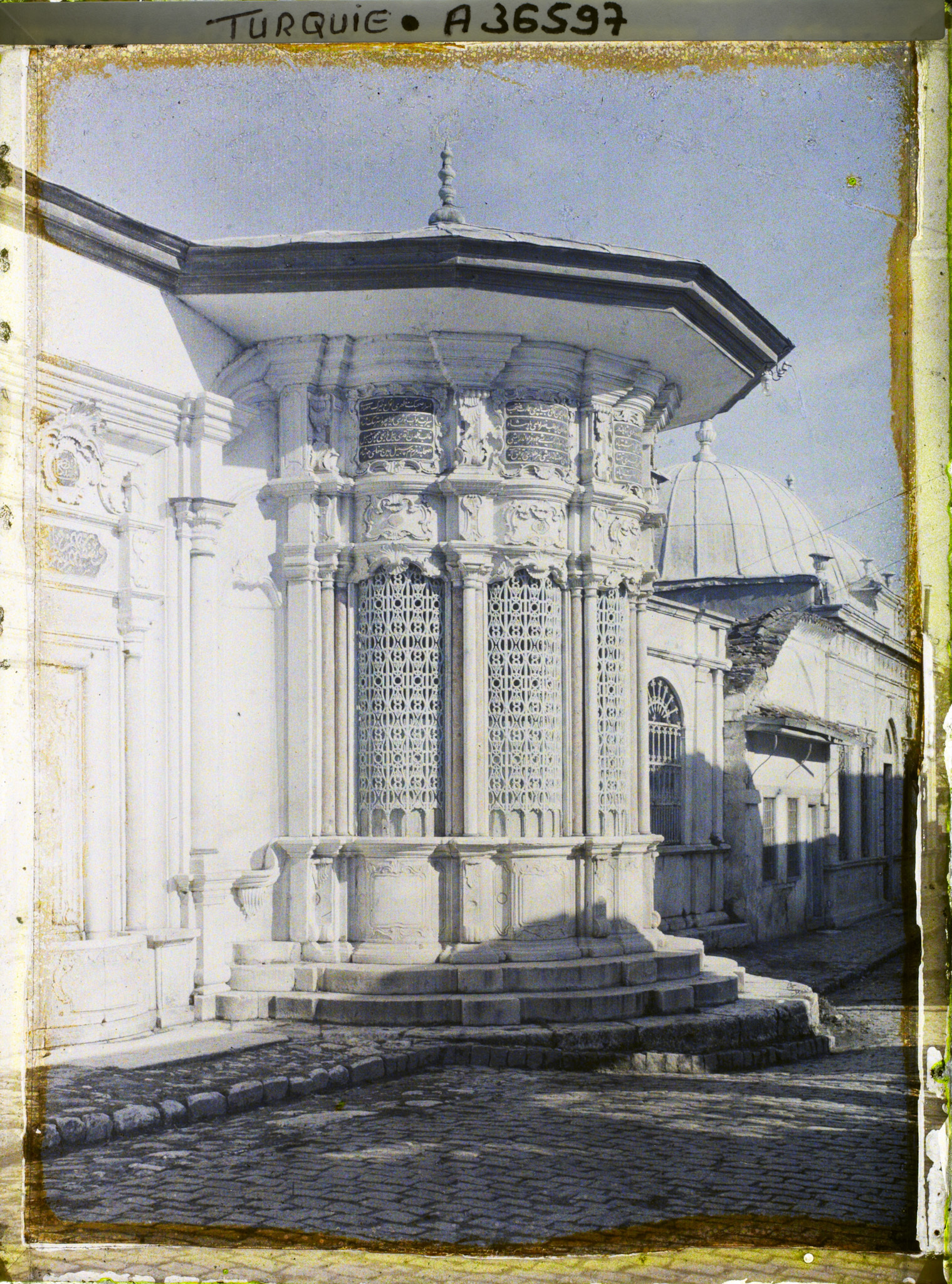 Mihrişah Valide Sultan Sebili ve Çeşmeleri