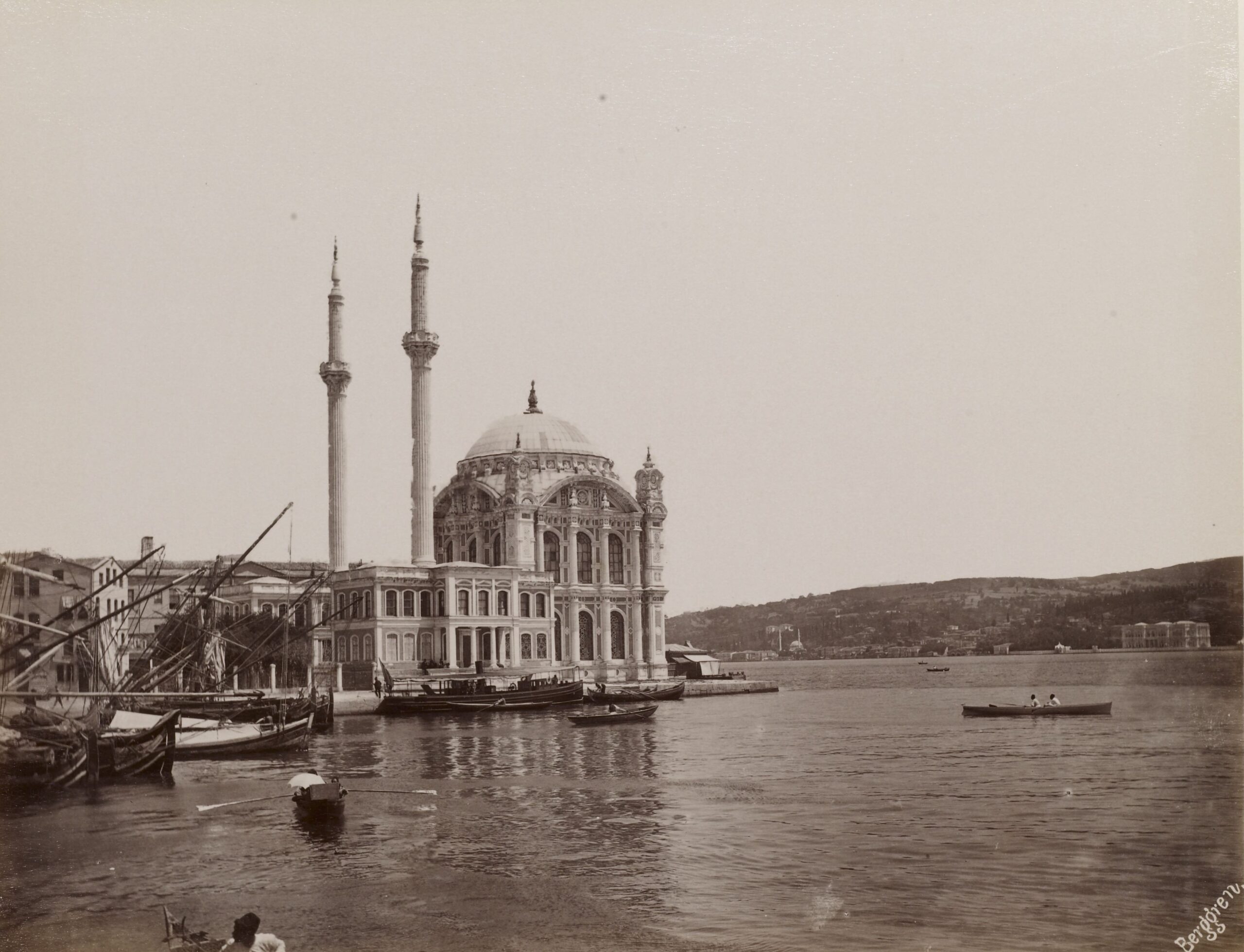 Ortaköy Büyük Mecidiye Camii