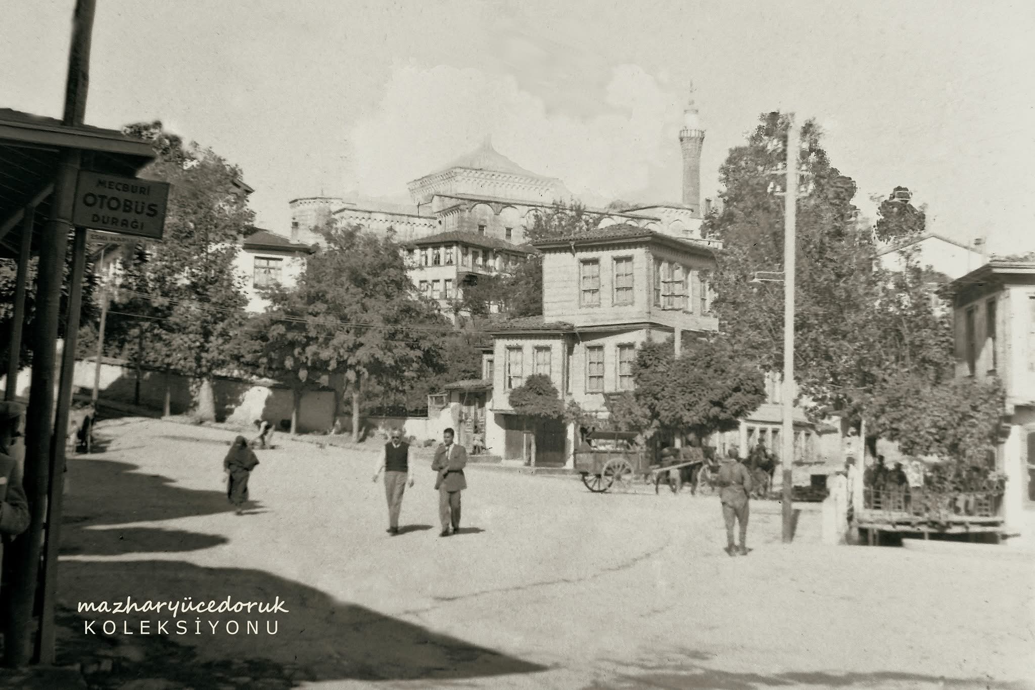 Çekirge Meydanı