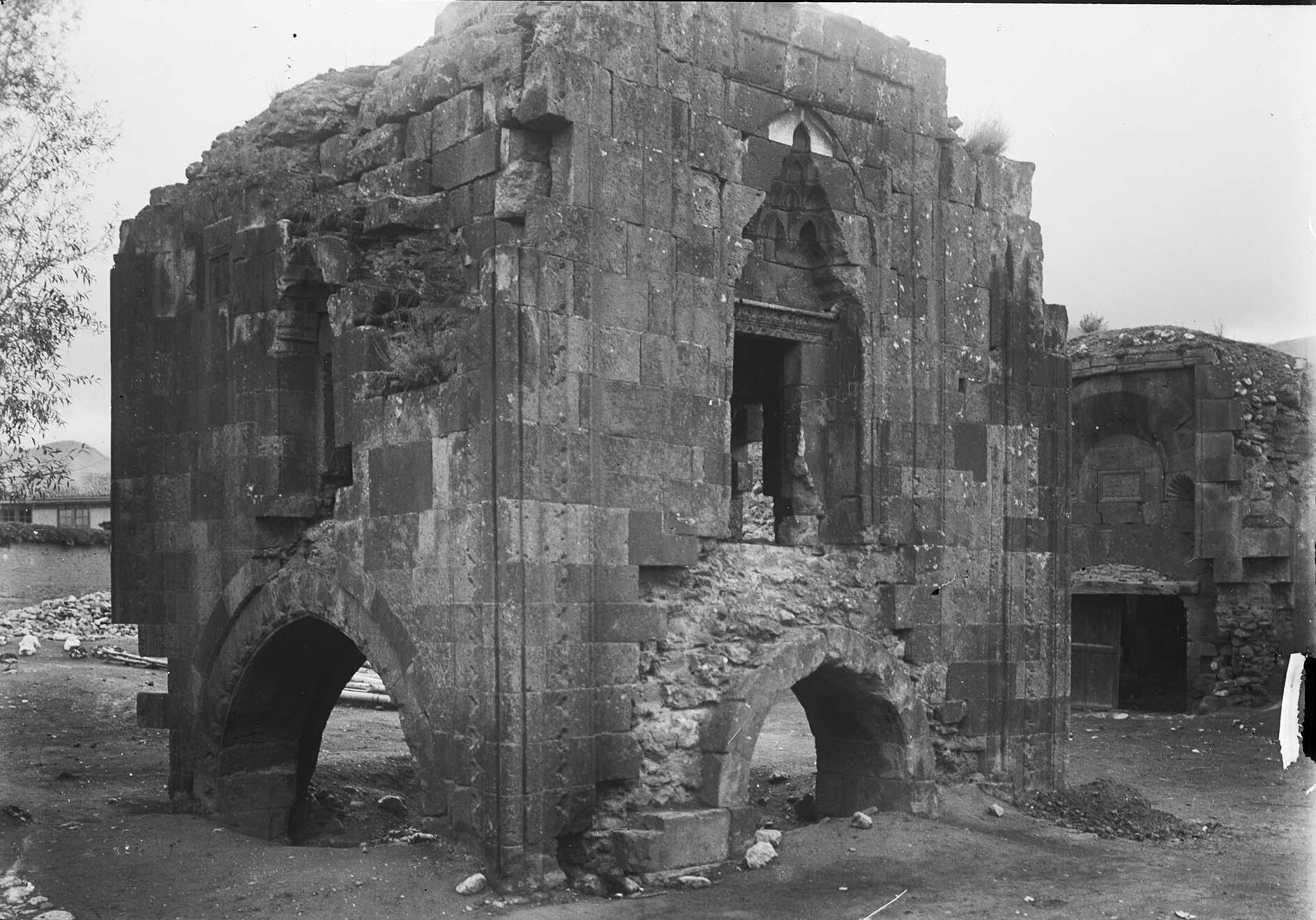 Sahipata Hanı Mescidi
