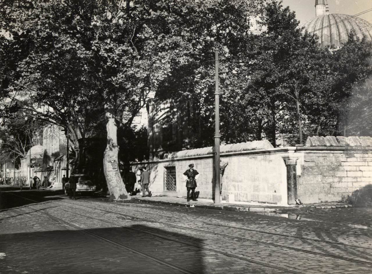Şehzadebaşı; İstanbul’un Ortası Olarak Anılan Yer