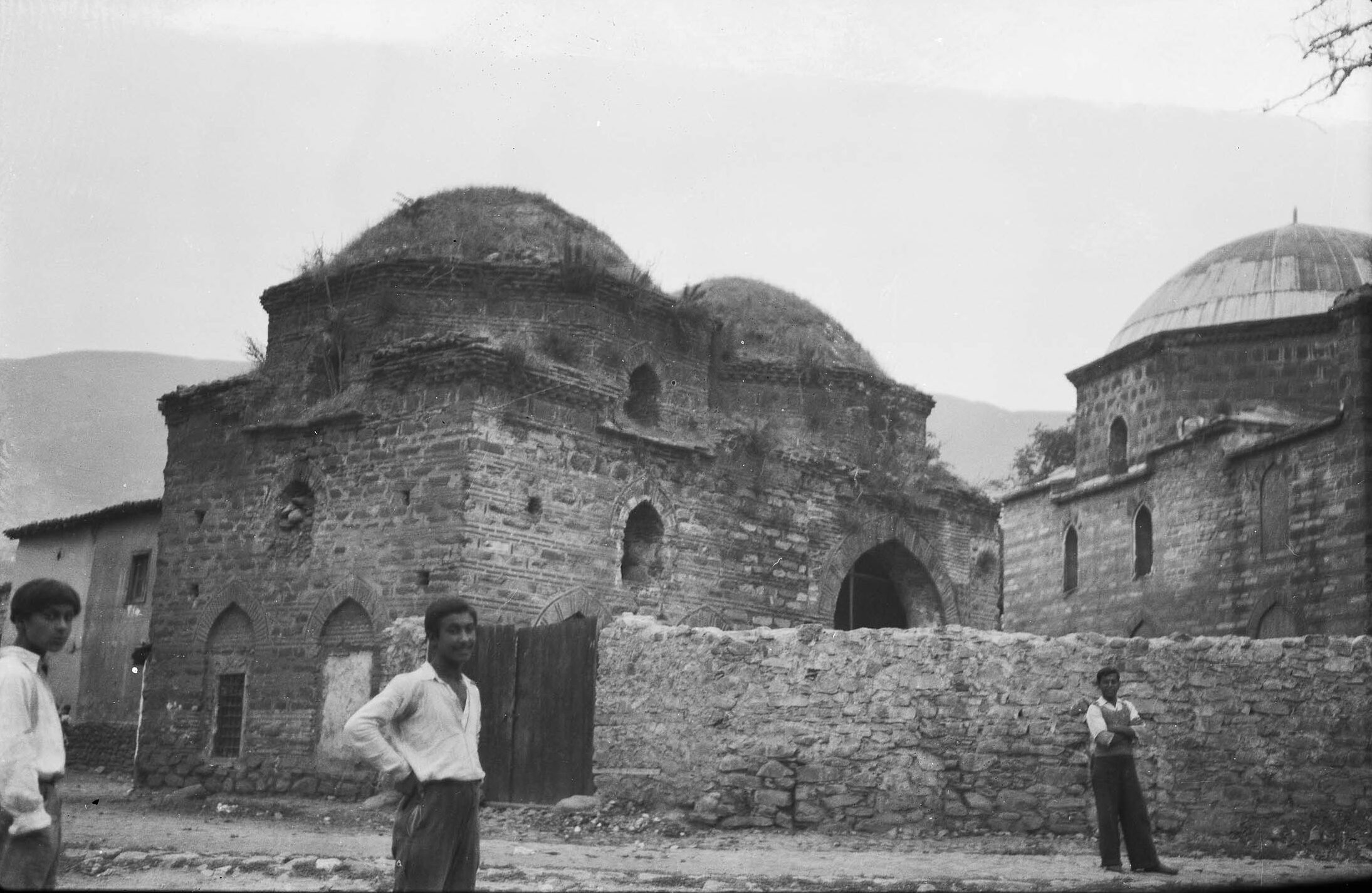 Kamberler Sitti Hatun Mektebi ve Camii