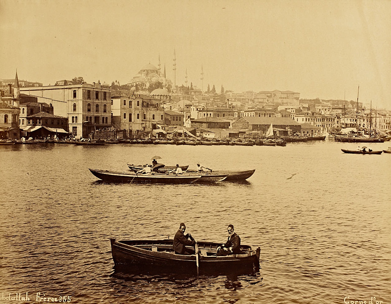 Eminönü ve Süleymaniye Camii Manzarası